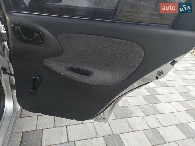 Серый Дэу Ланос, объемом двигателя 1.5 л и пробегом 203 тыс. км за 2200 $, фото 11 на Automoto.ua