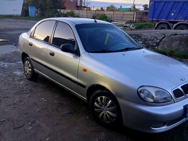 Серый Дэу Ланос, объемом двигателя 1.5 л и пробегом 240 тыс. км за 1800 $, фото 1 на Automoto.ua