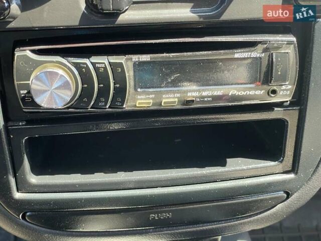 Серый Дэу Ланос, объемом двигателя 1.5 л и пробегом 290 тыс. км за 2500 $, фото 28 на Automoto.ua