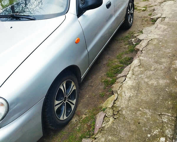 Сірий Деу Ланос, об'ємом двигуна 1.5 л та пробігом 300 тис. км за 1700 $, фото 4 на Automoto.ua
