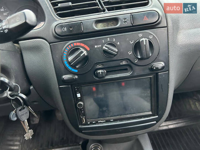 Серый Дэу Ланос, объемом двигателя 1.5 л и пробегом 202 тыс. км за 2100 $, фото 19 на Automoto.ua