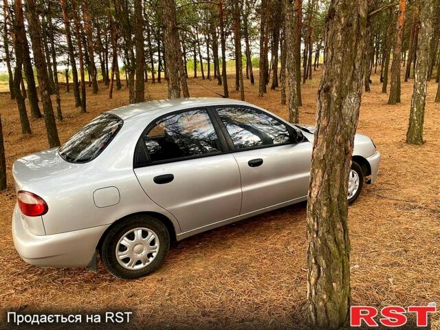 Серый Дэу Ланос, объемом двигателя 1.4 л и пробегом 125 тыс. км за 1700 $, фото 4 на Automoto.ua