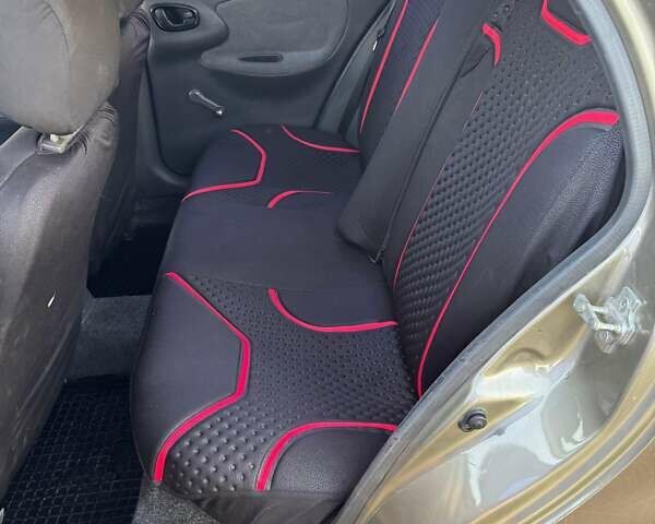 Серый Дэу Ланос, объемом двигателя 1.39 л и пробегом 151 тыс. км за 1500 $, фото 2 на Automoto.ua