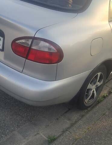 Сірий Деу Ланос, об'ємом двигуна 1.5 л та пробігом 179 тис. км за 2300 $, фото 1 на Automoto.ua