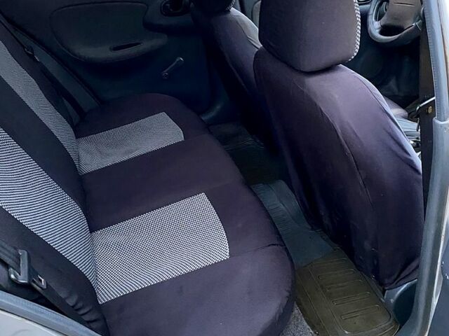 Сірий Деу Ланос, об'ємом двигуна 1.6 л та пробігом 267 тис. км за 3000 $, фото 8 на Automoto.ua