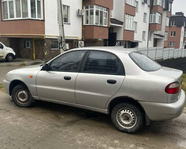 Серый Дэу Ланос, объемом двигателя 1.5 л и пробегом 200 тыс. км за 2200 $, фото 2 на Automoto.ua