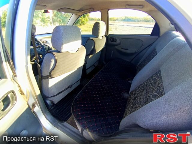 Сірий Деу Ланос, об'ємом двигуна 1.5 л та пробігом 0 тис. км за 1750 $, фото 10 на Automoto.ua