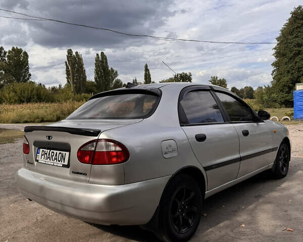 Сірий Деу Ланос, об'ємом двигуна 1.5 л та пробігом 199 тис. км за 3200 $, фото 3 на Automoto.ua