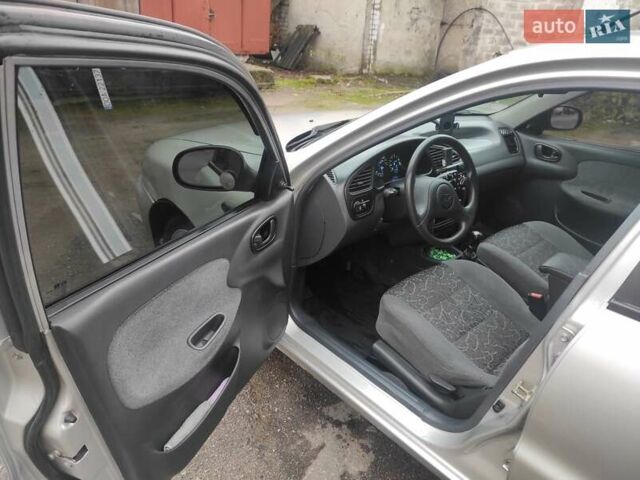 Серый Дэу Ланос, объемом двигателя 1.5 л и пробегом 200 тыс. км за 1750 $, фото 5 на Automoto.ua