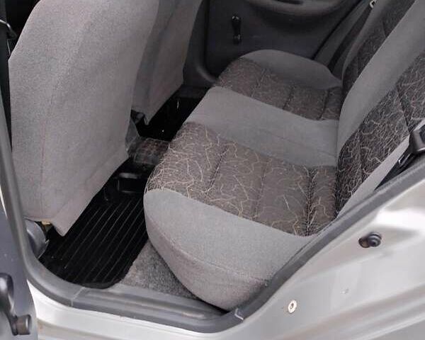 Серый Дэу Ланос, объемом двигателя 1.5 л и пробегом 264 тыс. км за 2900 $, фото 8 на Automoto.ua