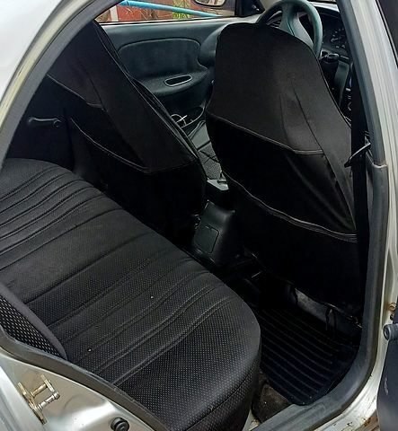 Серый Дэу Ланос, объемом двигателя 1.4 л и пробегом 340 тыс. км за 1950 $, фото 3 на Automoto.ua