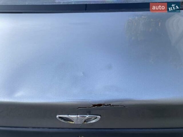 Сірий Деу Ланос, об'ємом двигуна 1.5 л та пробігом 230 тис. км за 2000 $, фото 2 на Automoto.ua