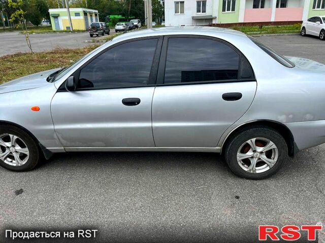 Сірий Деу Ланос, об'ємом двигуна 1.5 л та пробігом 200 тис. км за 2000 $, фото 3 на Automoto.ua