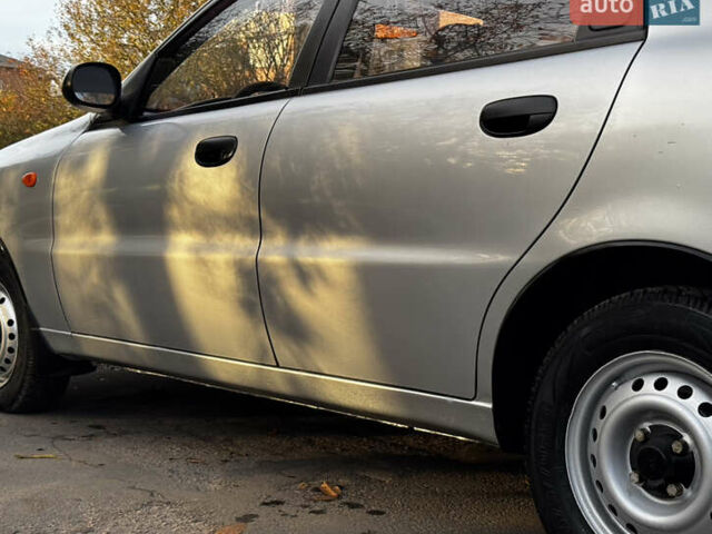 Дэу Ланос 2007 в Черкассах на Automoto.ua Серый Дэу Ланос, объемом двигателя 1.39 л и пробегом 89 тыс. км за 2350 $, фото 5 на Automoto.ua
