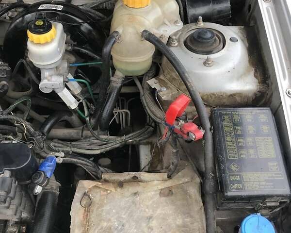 Сірий Деу Ланос, об'ємом двигуна 1.5 л та пробігом 108 тис. км за 3100 $, фото 22 на Automoto.ua