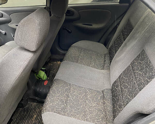 Сірий Деу Ланос, об'ємом двигуна 1.5 л та пробігом 241 тис. км за 1500 $, фото 16 на Automoto.ua