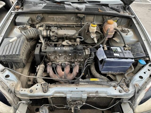 Серый Дэу Ланос, объемом двигателя 1.5 л и пробегом 321 тыс. км за 2200 $, фото 5 на Automoto.ua