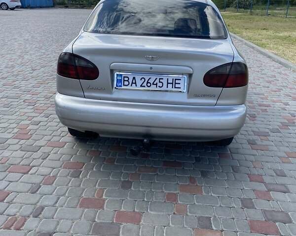 Серый Дэу Ланос, объемом двигателя 1.5 л и пробегом 290 тыс. км за 2400 $, фото 3 на Automoto.ua