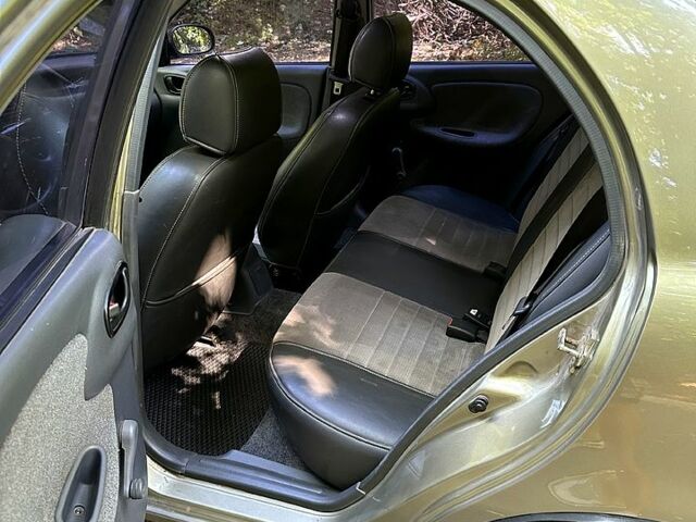 Серый Дэу Ланос, объемом двигателя 1.5 л и пробегом 229 тыс. км за 2499 $, фото 8 на Automoto.ua