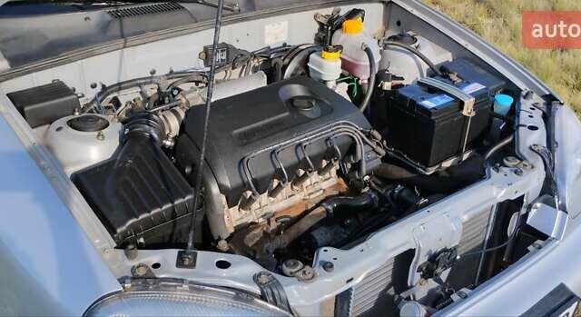 Серый Дэу Ланос, объемом двигателя 1.4 л и пробегом 225 тыс. км за 2700 $, фото 10 на Automoto.ua