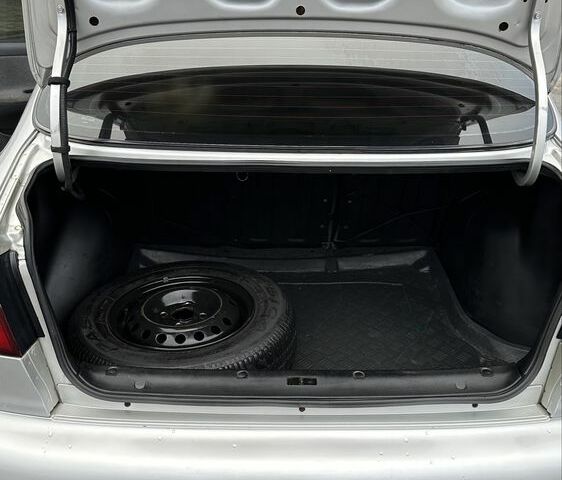 Серый Дэу Ланос, объемом двигателя 1.5 л и пробегом 145 тыс. км за 3400 $, фото 6 на Automoto.ua