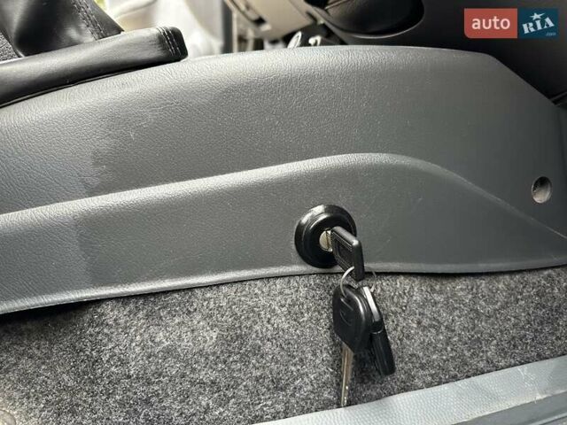 Сірий Деу Ланос, об'ємом двигуна 1.5 л та пробігом 124 тис. км за 3499 $, фото 45 на Automoto.ua