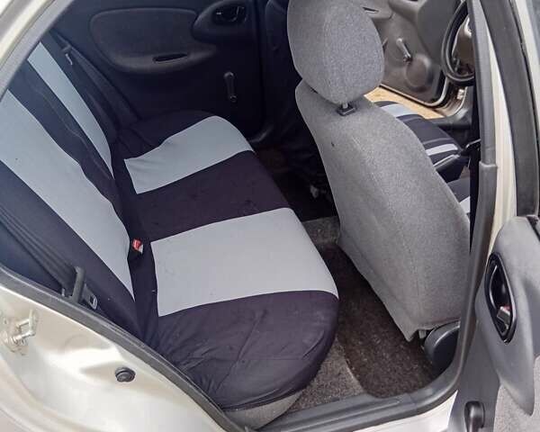 Дэу Ланос 2007 в Трускавце на Automoto.ua Серый Дэу Ланос, объемом двигателя 1.5 л и пробегом 216 тыс. км за 1900 $, фото 5 на Automoto.ua