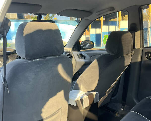 Серый Дэу Ланос, объемом двигателя 1.5 л и пробегом 180 тыс. км за 1799 $, фото 15 на Automoto.ua