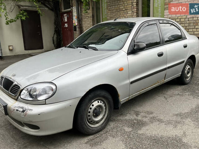 Сірий Деу Ланос, об'ємом двигуна 1.5 л та пробігом 271 тис. км за 1100 $, фото 1 на Automoto.ua