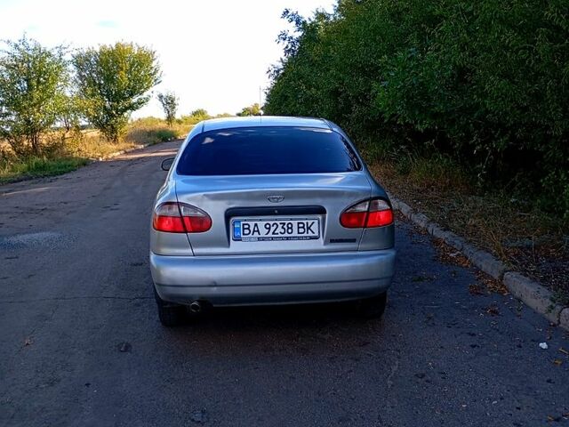 Сірий Деу Ланос, об'ємом двигуна 1.5 л та пробігом 253 тис. км за 1950 $, фото 2 на Automoto.ua