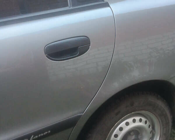 Серый Дэу Ланос, объемом двигателя 1.5 л и пробегом 50 тыс. км за 3200 $, фото 2 на Automoto.ua