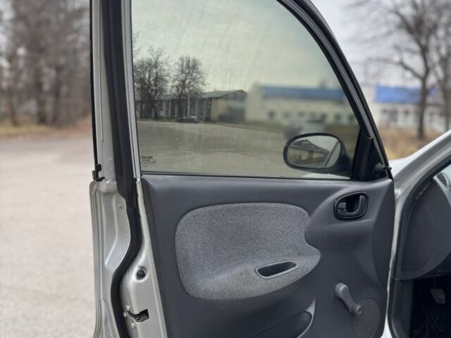 Сірий Деу Ланос, об'ємом двигуна 1.5 л та пробігом 229 тис. км за 2250 $, фото 9 на Automoto.ua