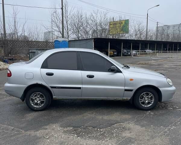 Сірий Деу Ланос, об'ємом двигуна 1.5 л та пробігом 201 тис. км за 2100 $, фото 2 на Automoto.ua