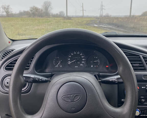 Серый Дэу Ланос, объемом двигателя 1.5 л и пробегом 273 тыс. км за 2400 $, фото 9 на Automoto.ua