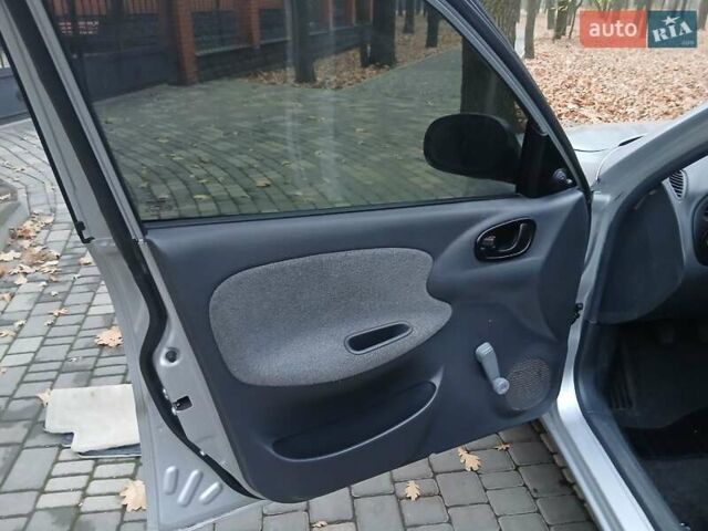 Сірий Деу Ланос, об'ємом двигуна 1.5 л та пробігом 102 тис. км за 3500 $, фото 14 на Automoto.ua