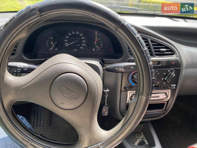 Сірий Деу Ланос, об'ємом двигуна 1.5 л та пробігом 180 тис. км за 2000 $, фото 7 на Automoto.ua