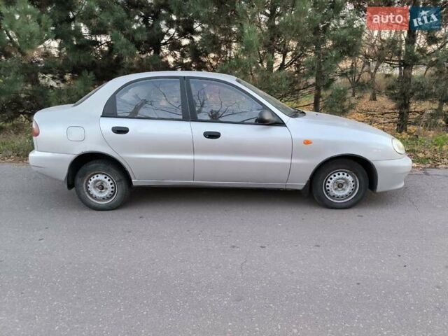 Сірий Деу Ланос, об'ємом двигуна 1.5 л та пробігом 226 тис. км за 1900 $, фото 2 на Automoto.ua