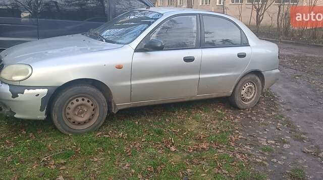 Сірий Деу Ланос, об'ємом двигуна 1.6 л та пробігом 290 тис. км за 1000 $, фото 5 на Automoto.ua