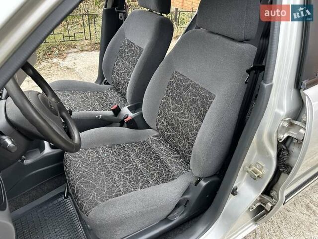 Сірий Деу Ланос, об'ємом двигуна 1.5 л та пробігом 124 тис. км за 3499 $, фото 29 на Automoto.ua