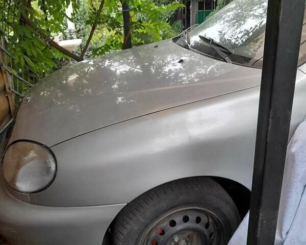 Сірий Деу Ланос, об'ємом двигуна 1.5 л та пробігом 227 тис. км за 1500 $, фото 1 на Automoto.ua