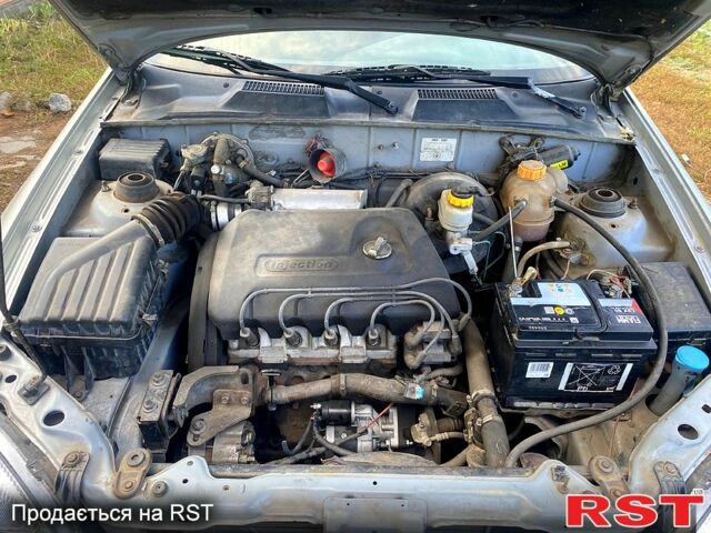Дэу Ланос 2007 в Полтаве на Automoto.ua Серый Дэу Ланос, объемом двигателя 1.4 л и пробегом 223 тыс. км за 2250 $, фото 6 на Automoto.ua