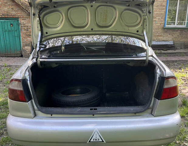 Сірий Деу Ланос, об'ємом двигуна 1.5 л та пробігом 271 тис. км за 1100 $, фото 7 на Automoto.ua