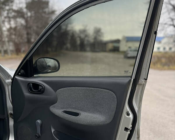 Серый Дэу Ланос, объемом двигателя 1.5 л и пробегом 229 тыс. км за 2250 $, фото 18 на Automoto.ua