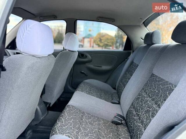 Серый Дэу Ланос, объемом двигателя 1.5 л и пробегом 180 тыс. км за 2950 $, фото 10 на Automoto.ua