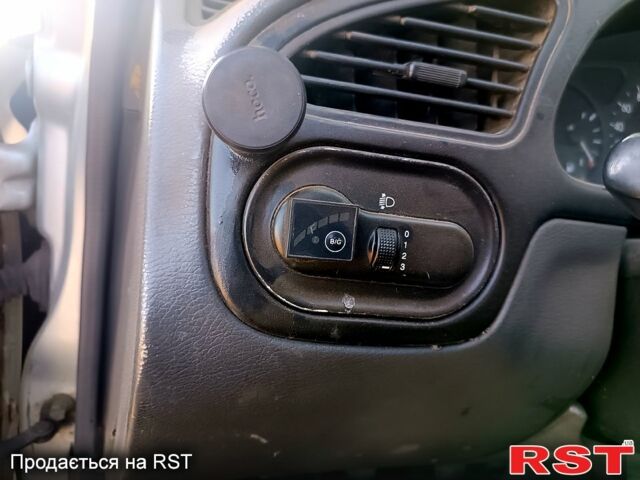 Серый Дэу Ланос, объемом двигателя 1.5 л и пробегом 200 тыс. км за 1150 $, фото 2 на Automoto.ua