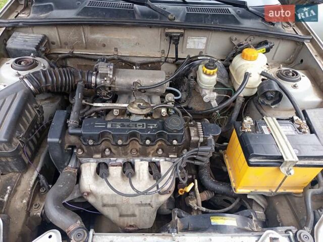 Серый Дэу Ланос, объемом двигателя 1.5 л и пробегом 135 тыс. км за 1700 $, фото 3 на Automoto.ua
