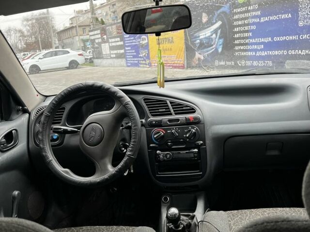 Серый Дэу Ланос, объемом двигателя 1.4 л и пробегом 200 тыс. км за 1399 $, фото 5 на Automoto.ua
