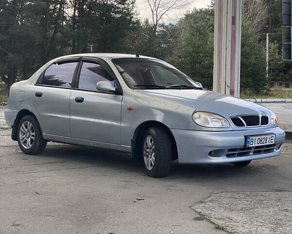 Серый Дэу Ланос, объемом двигателя 1.5 л и пробегом 278 тыс. км за 2000 $, фото 2 на Automoto.ua