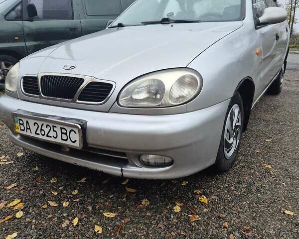 Серый Дэу Ланос, объемом двигателя 1.5 л и пробегом 242 тыс. км за 2100 $, фото 2 на Automoto.ua