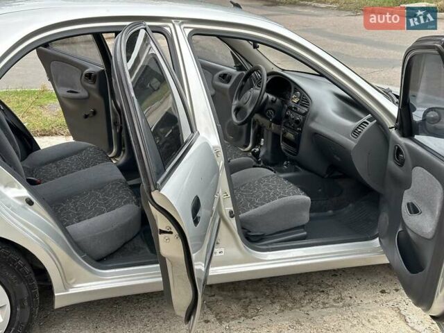 Сірий Деу Ланос, об'ємом двигуна 1.5 л та пробігом 124 тис. км за 3499 $, фото 26 на Automoto.ua